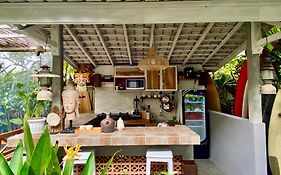 Blue Waves Balangan Homestay