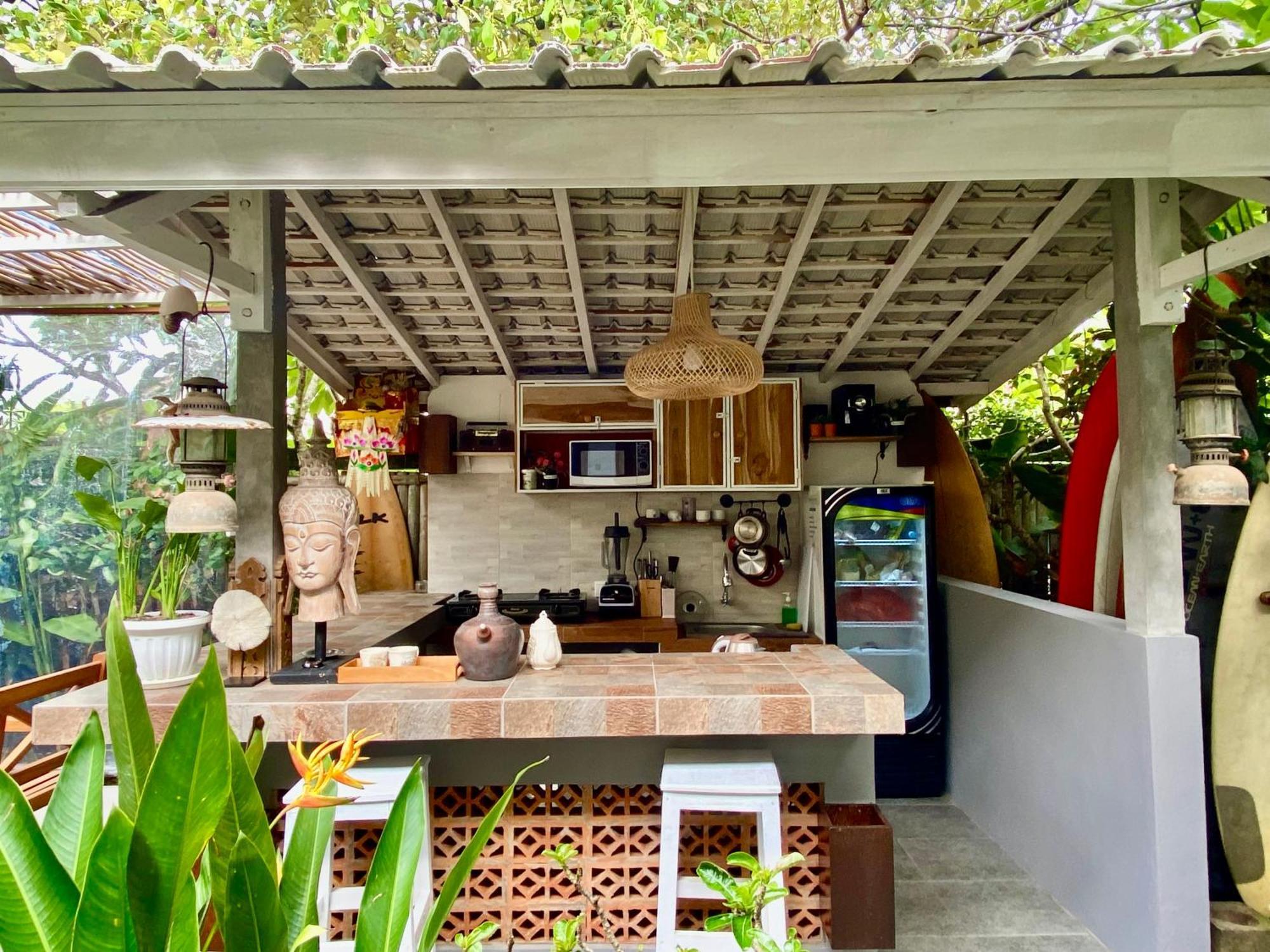 Blue Waves Balangan Homestay Uluwatu  Exterior photo